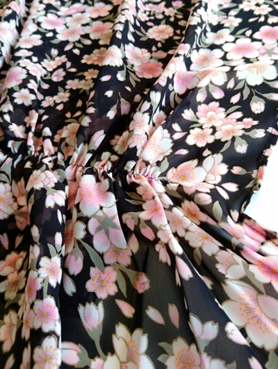 Kimono Hijab　Sakura Black Gathe.jpg
